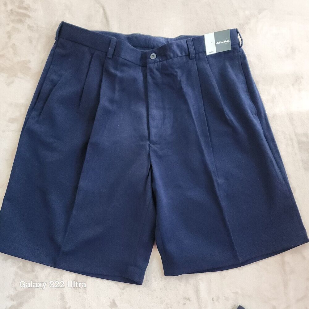 Bolle Navy blue Golf Shorts Pleated NWT Size 38